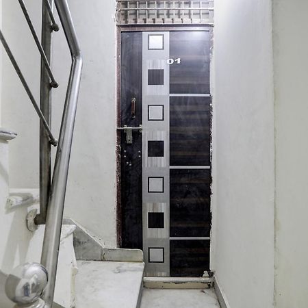 Hotel O Thirty Inns Noida Dış mekan fotoğraf