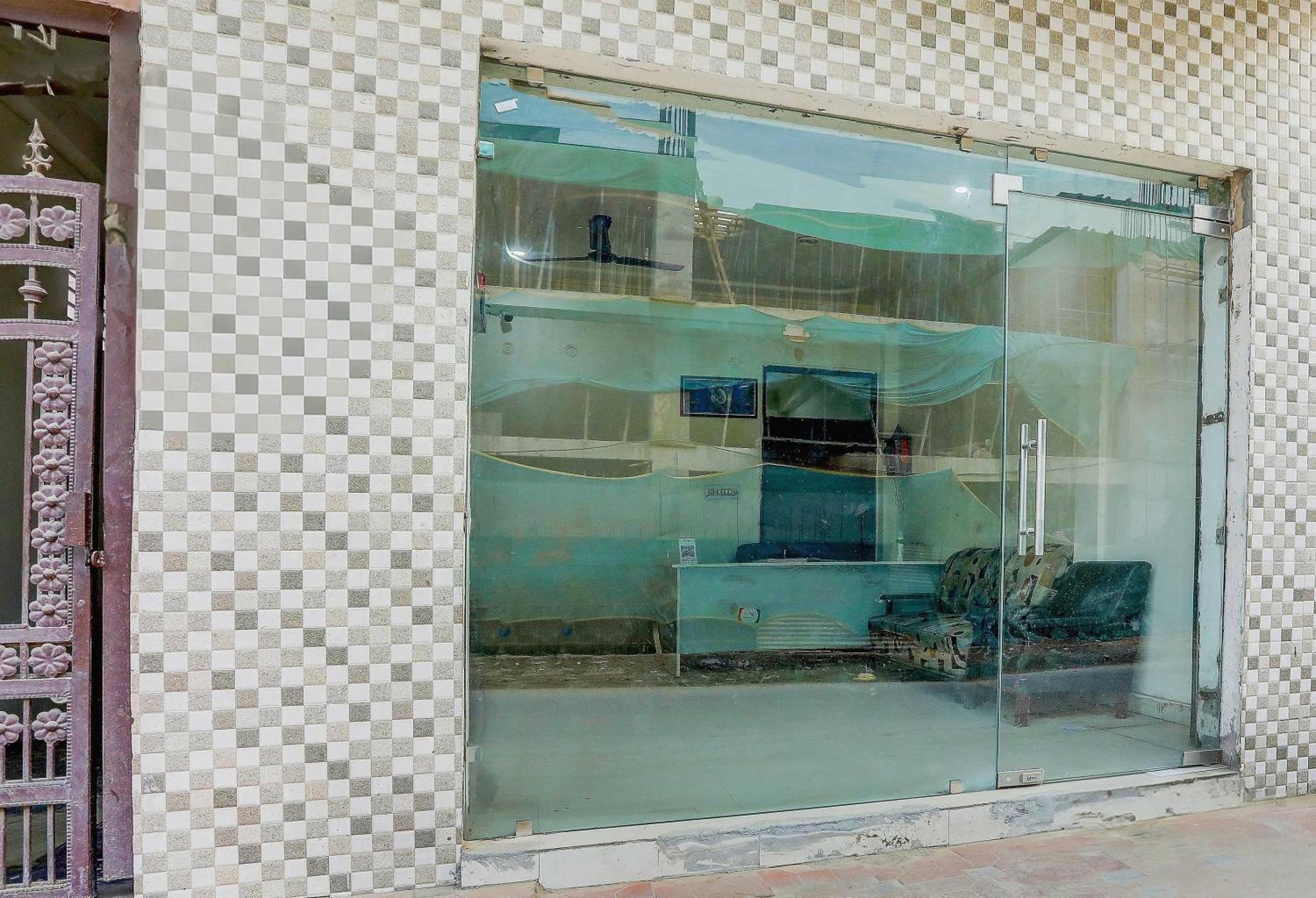 Hotel O Thirty Inns Noida Dış mekan fotoğraf