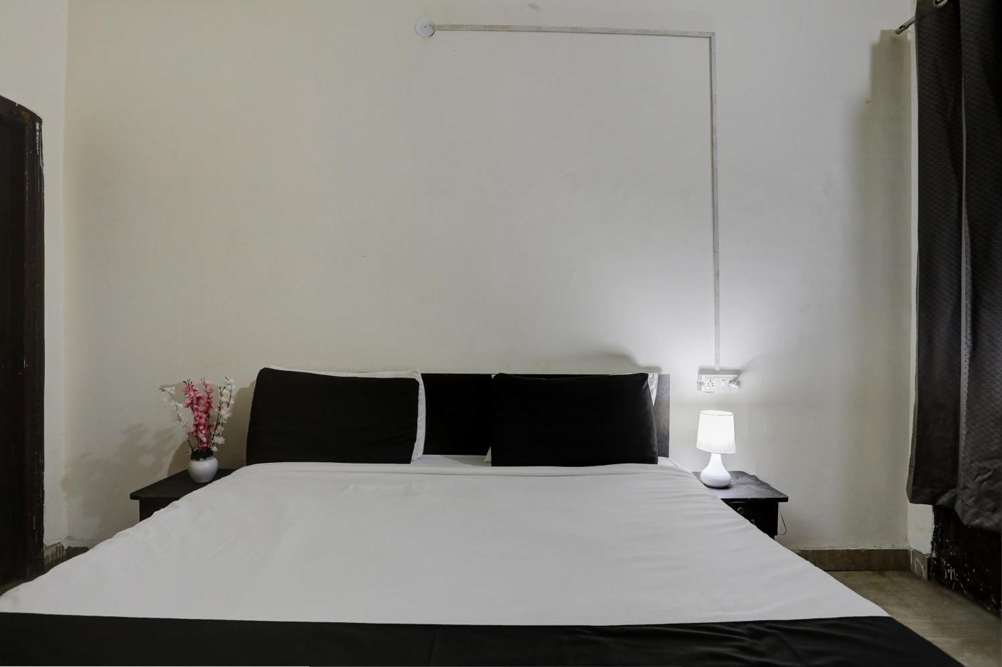 Hotel O Thirty Inns Noida Dış mekan fotoğraf