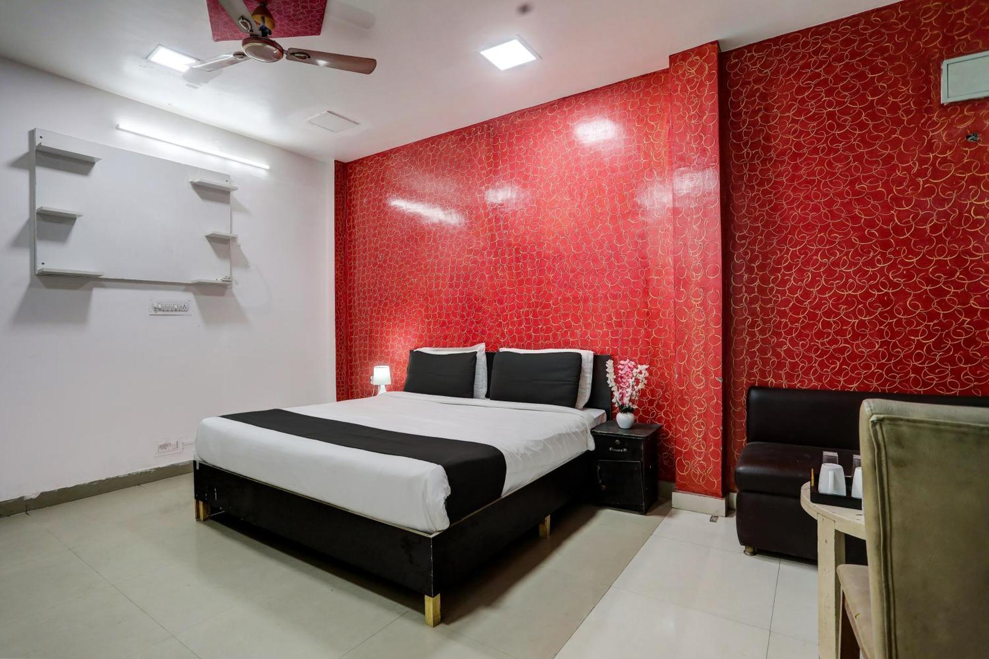 Hotel O Thirty Inns Noida Dış mekan fotoğraf