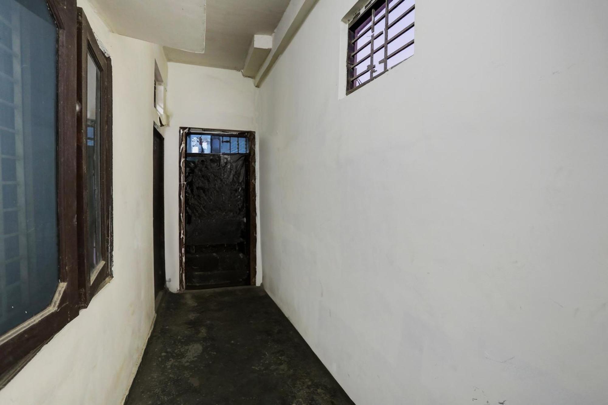 Hotel O Thirty Inns Noida Dış mekan fotoğraf